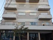 Venta 3 amb.Balcón a la calle y Cochera cubierta