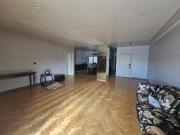 Venta 3 ambientes con balcón Cochera y baulera Las cañitas