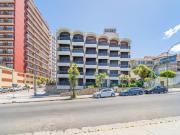 VENTA 3 Ambientes con cochera frente al mar