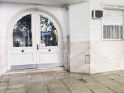 Venta 3 ambientes con dependencia frente Floresta