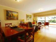 VENTA 4 AMB. CATEGORIA EN P.MADERO CON COCHERA