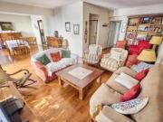 VENTA 4 AMBIENTES CON DEPENDENCIA COCHERA Y BAULERA EN...