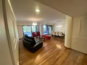 Venta 5 Ambientes con balcón dep cochera y baulera...