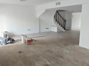 venta 5 ambientes con dependencia en Flores