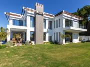 Venta 6 Dormitorio Villa El Paraíso, Estepona Málaga...