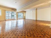 Venta a reciclar excelente piso de categoría 250m2 3...