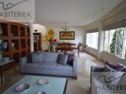 Venta agradable y funcional casa en Valle de las Palmas