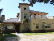 Venta, Alquiler Temporario. Casa sobre el golf en...