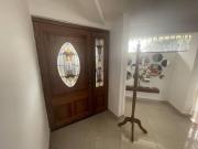 VENTA AMPLIA CASA 4 DORMITORIOS CONJUNTO CERRADO EL LABRADOR