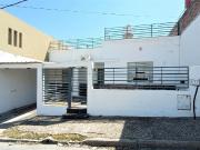 VENTA AMPLIA CASA 5 DORMITORIOS B° SARMIENTO VENTA AMPLIA CASA 5 DORMITORIOS B° SARMIENTO