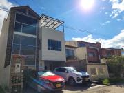 Venta Arriendo amplia Casa Chia Urbana Oficinas/Vivienda