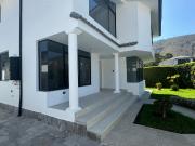 Venta amplia casa de 3 dormitorios en Jardines de La Pampa