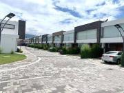 Venta amplia casa dentro de conjunto de 4 dormitorios...