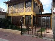 Venta amplia casa en godoy cruz