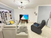 VENTA AMPLIA CASA MULTIFAMILIAR EN PRIMER PISO EN SIMON... VENTA AMPLIA CASA MULTIFAMILIAR EN PRIMER PISO EN SIMON...