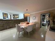 VENTA Amplio apartamento excelente distribución...