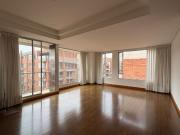 VENTA APARTAMENTO EN SANTA BARBARA, AMPLIO Y EXTERIOR