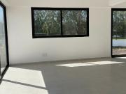 Venta amplio departamento en planta baja con jardin, El...