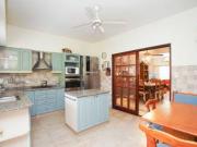 Venta Amplio duplex de 3 dormitorios playroom. Jardín propio