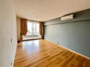 Venta Monoambiente al frente con balcón y luz