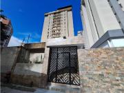 Venta Apartamento en Lomas del Avila Con terraza