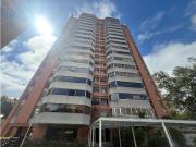 VENTA APARTAMENTO LOS NARANJOS 227MTS2 4H + S 3.5 B+S 2PE