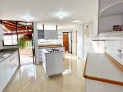Venta Apartamento Pent house Conquistadores