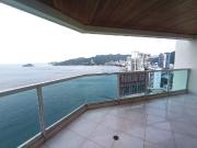 VENTA APTO FRENTE AL MAR 1RA LINEA DE PLAYA RODADERO SUR J.V