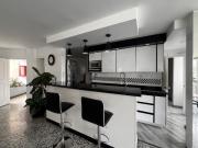 Venta Apto. Sexto Piso Barrio Centenario. Cali