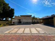 VENTA Balcones de Juriquilla. Casa, cuarto de servicio,...