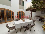 Venta Bella Casa En Condominio Elegante Y Seguro San Isidro