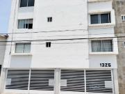 VENTA | BONITO DEPARTAMENTO TERCER PISO | BLVD....