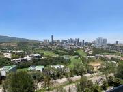 Venta Bosque Real, 360 m2 con balcón
