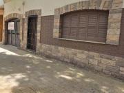 Venta cas cuarta este sobre calle juan jufré