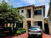 Venta Casa 261m2 Via a la Costa km 9 Urb.Bosques de la Costa