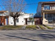 VENTA CASA 2 AMB P/VIVIENDA A RECICLAR O INVERSION