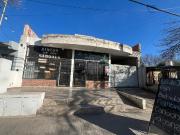 VENTA CASA 2 DORM 2 LOCALES 1 DEPTO LAS FLORES CBA