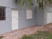 VENTA CASA 2 DORM COCHERA Y PATIO ZONA GORRITI
