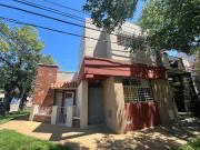 VENTA CASA 2 DORM + DPTO 1 DORM