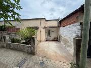 VENTA CASA 2 DORMITORIOS A RECICLAR CAP. BERMÚDEZ