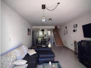 Venta Casa 2 dormitorios con patio Las Delicias, Rosario