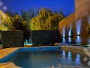 VENTA CASA 2 DORMITORIOS CON PILETA, CENTENARIO