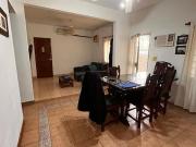 Venta Casa 2 Dormitorios, consultorio Cochera