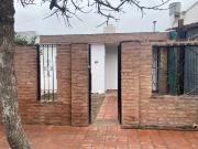 VENTA CASA 2 DORMITORIOS + DEPTO B. RIVADAVIA CBA