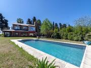 VENTA Casa 2 dormitorios Jardín con pileta Solares del...