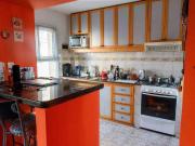 VENTA CASA + 2 DPTOS + 1 DEPTO A REFACC. CENTRO