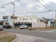 Venta casa 2 habitaciones con departamento