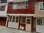 VENTA CASA 3 PISOS BARRIO SAN NICOLAS SOACHA
