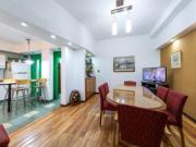 VENTA CASA 3/4 DORMITORIOS CON TERRAZA Y PARRILLERO ZONA RÍO