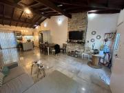 Venta casa 3 amb con jardin en Ituzaingo